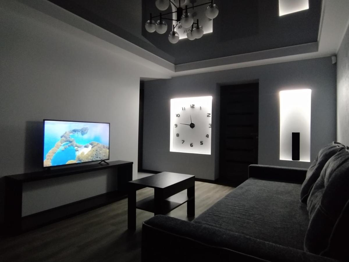 2Rooms Apartment - 181 Gogol Street Zaporizhia 外观 照片